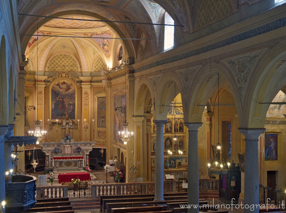 Campiglia Cervo (Biella) - Interno della Chiesa Parrocchiale dei Santi Bernardo e Giuseppe